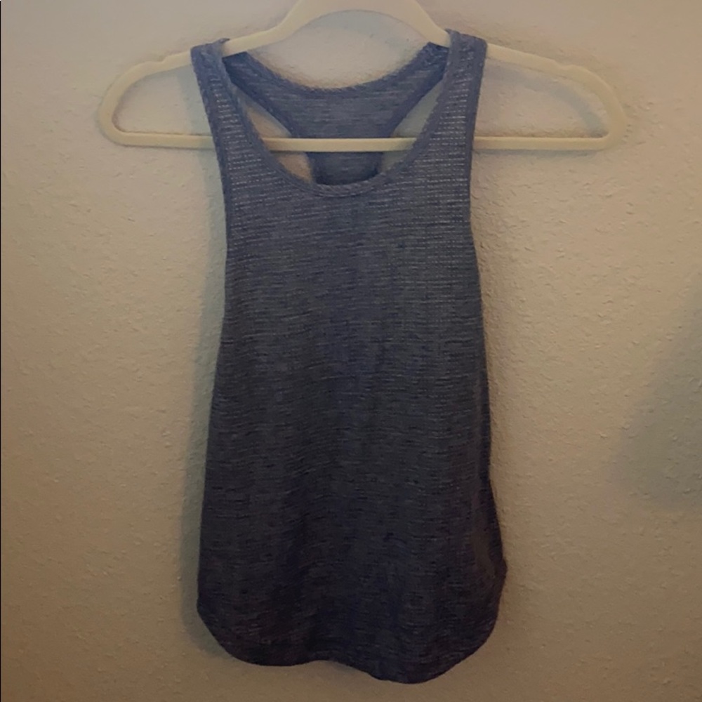 Lululemon tank